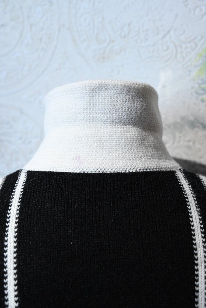 us 1960's high neck zip up sweater