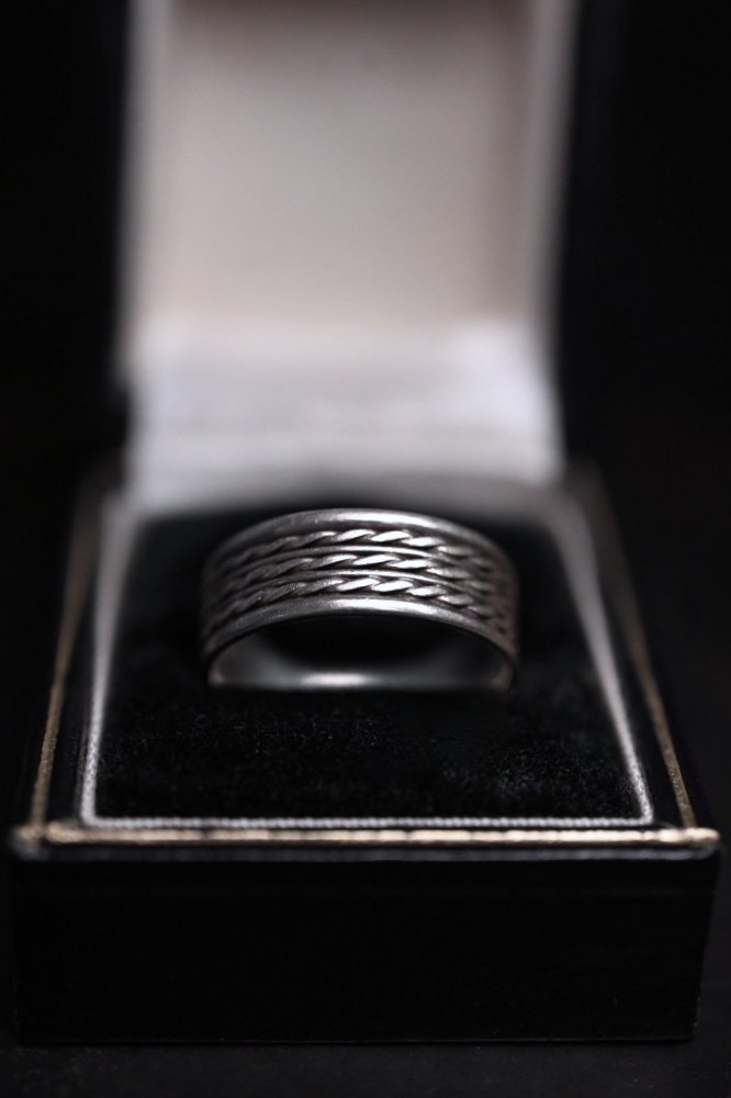 Vintage silver ring