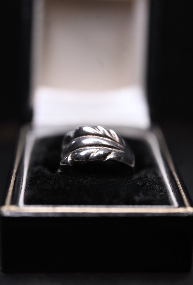 Vintage silver ring