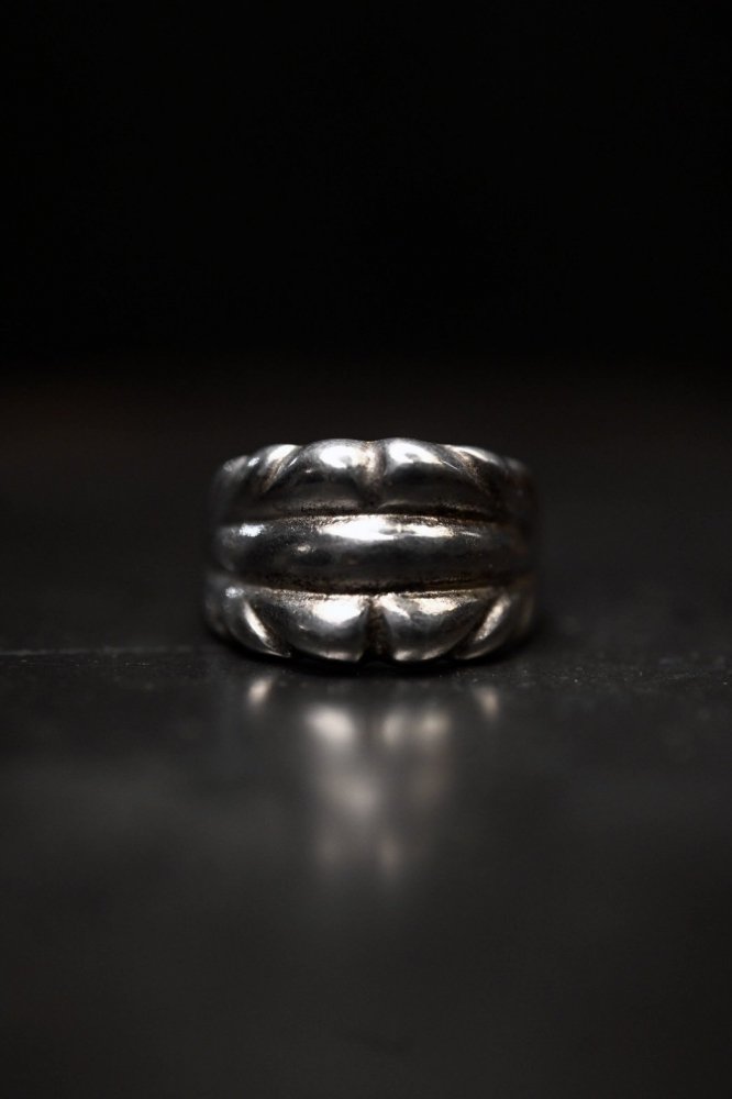 Vintage silver ring