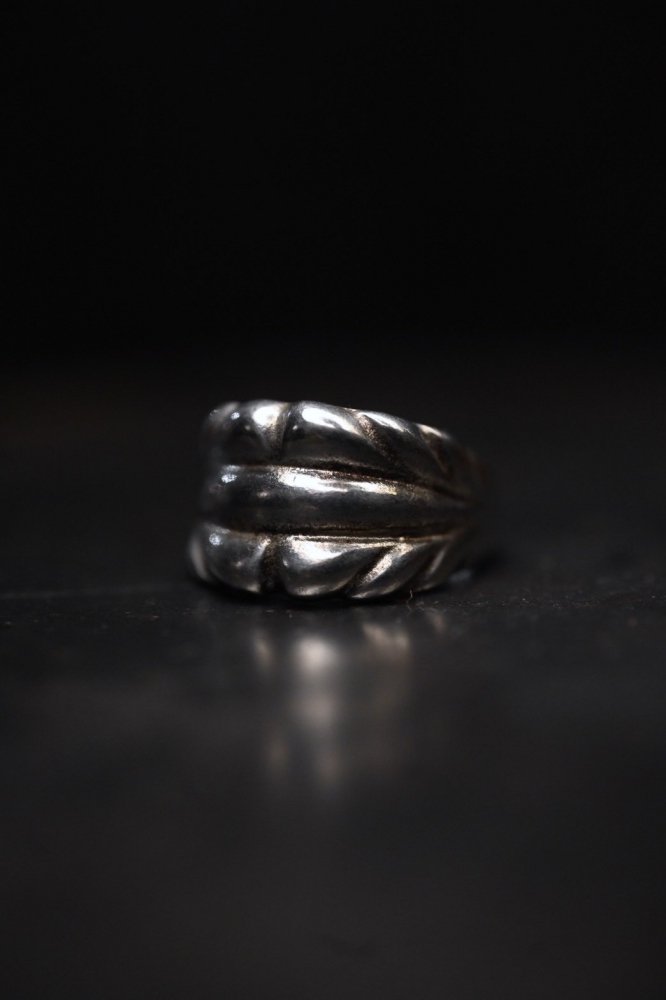 Vintage silver ring