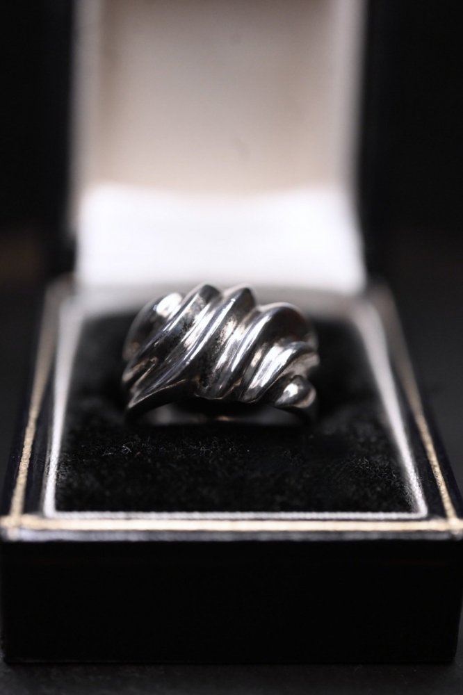 Vintage silver ring