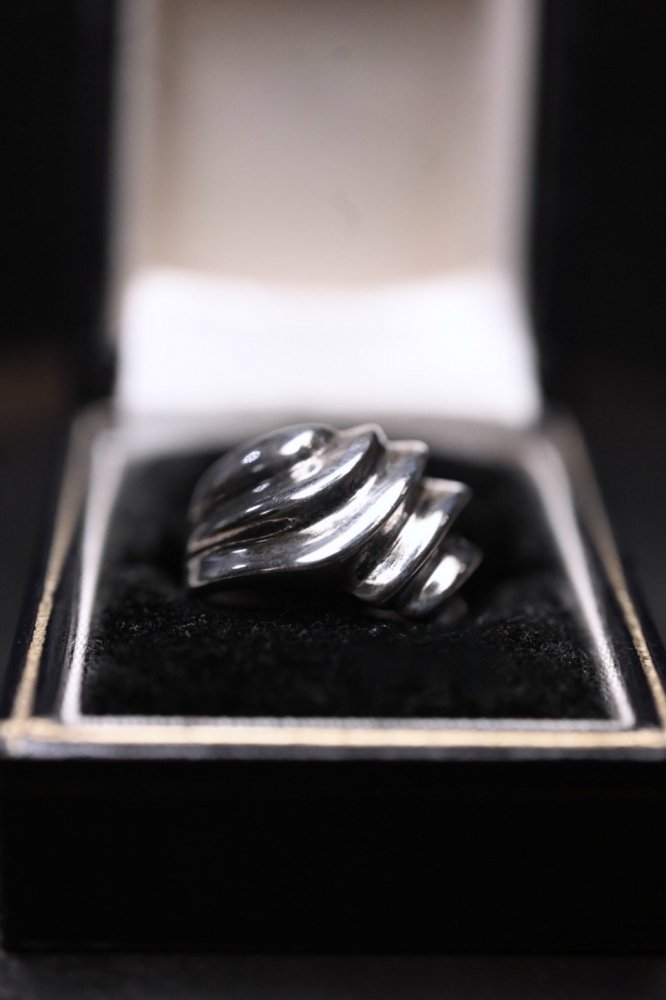 Vintage silver ring