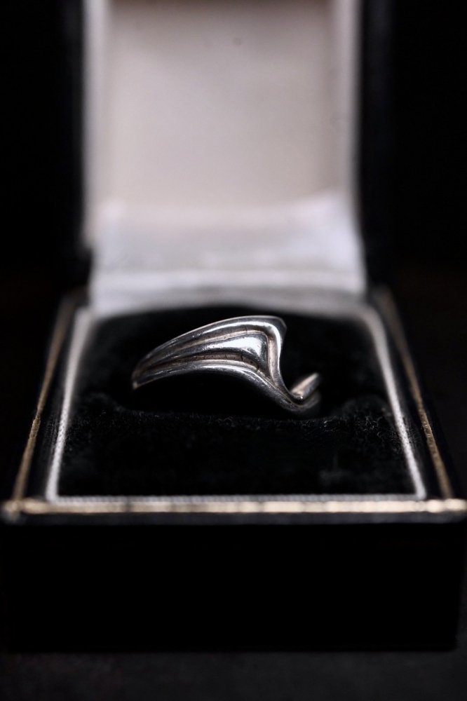 Vintage silver ring