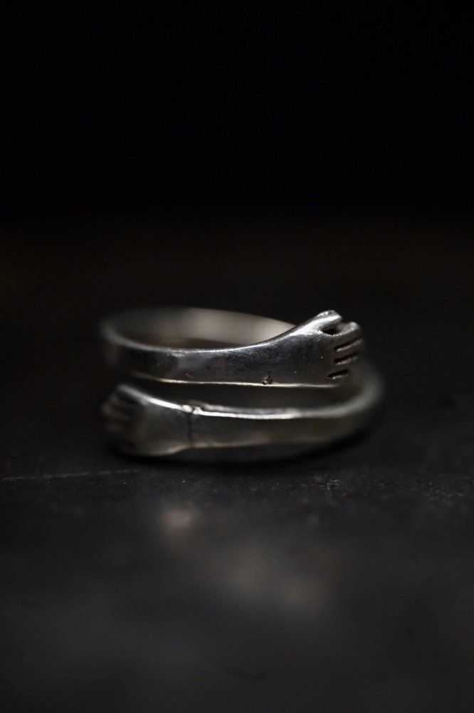 Vintage hand motif silver ring