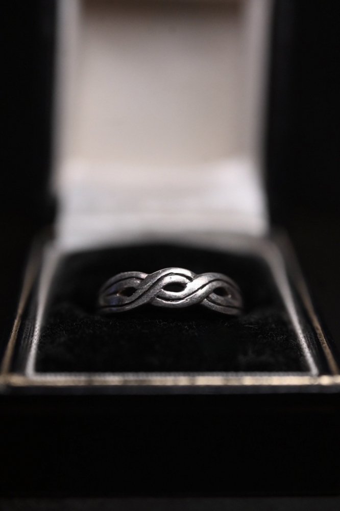 Vintage silver ring