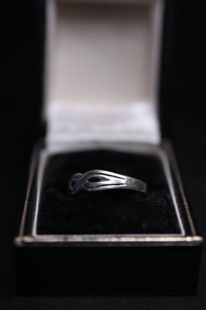 Vintage silver ring