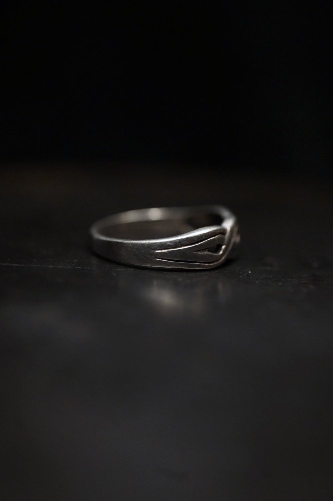 Vintage silver ring