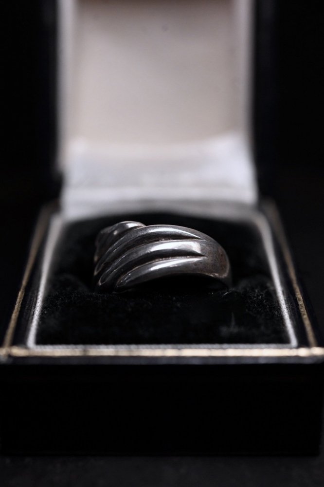 Vintage silver ring