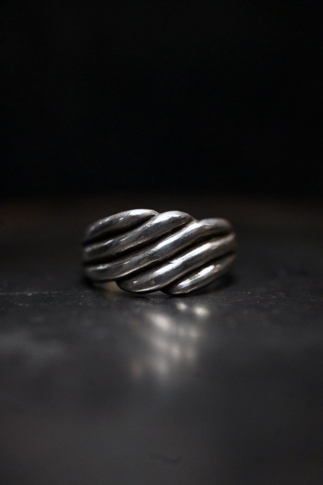 Vintage silver ring