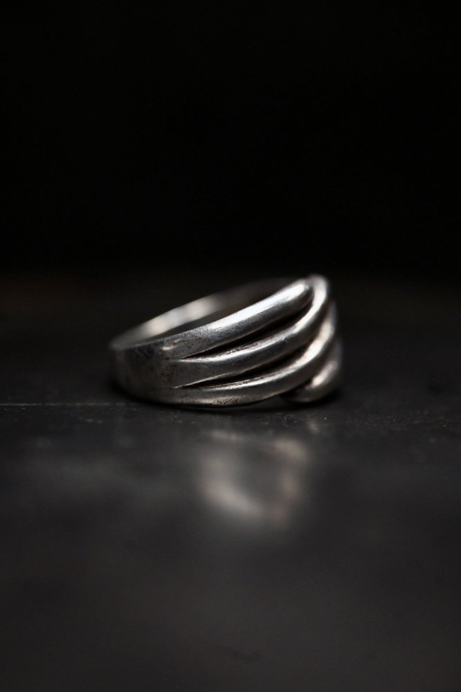 Vintage silver ring