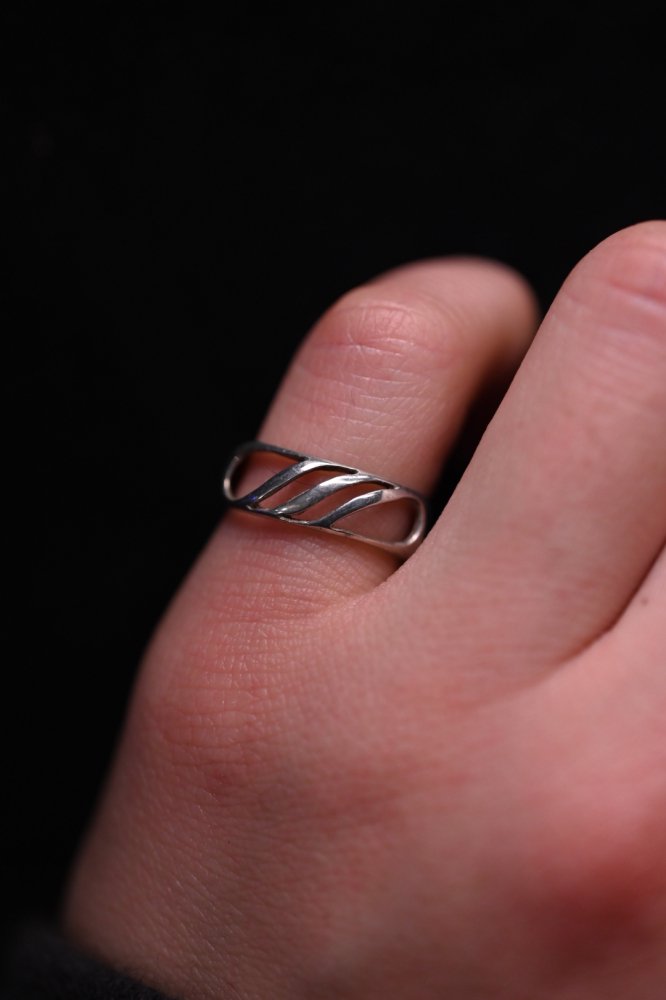 Vintage silver ring