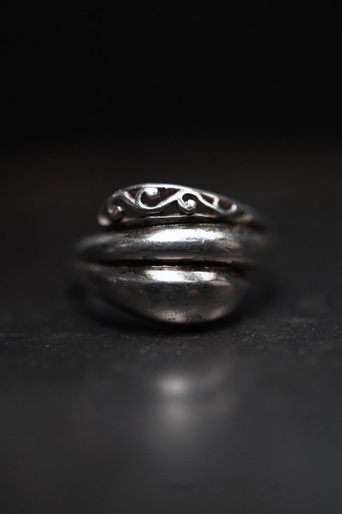 Vintage silver ring