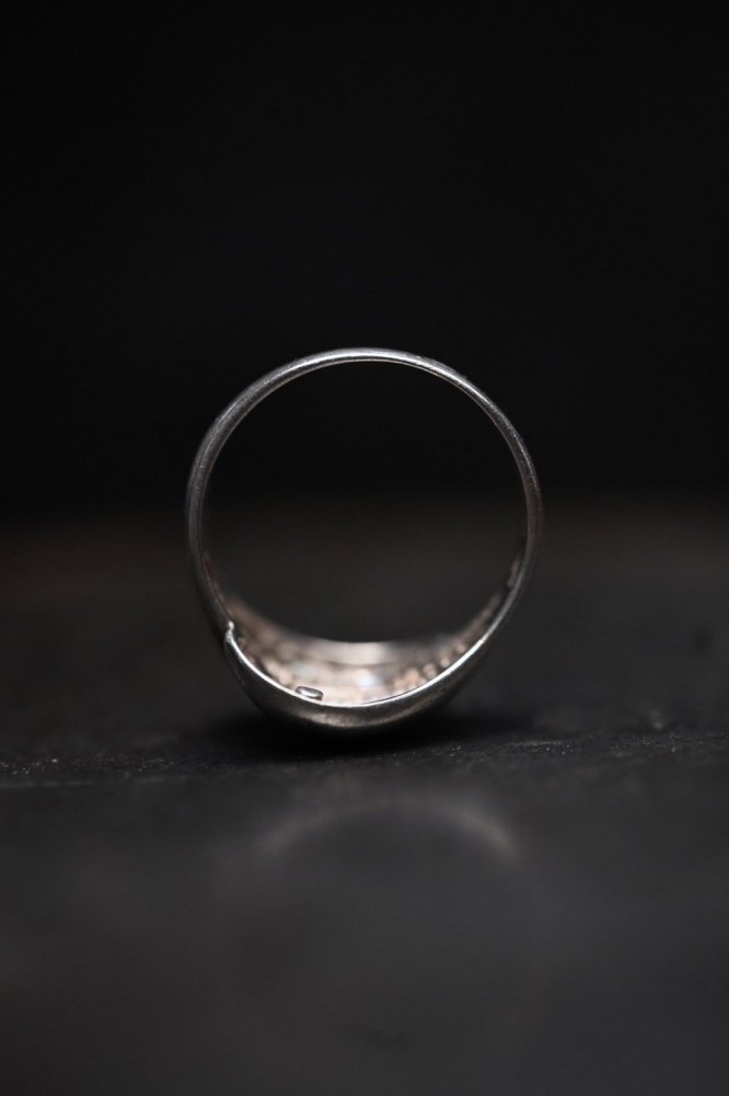 Vintage silver ring