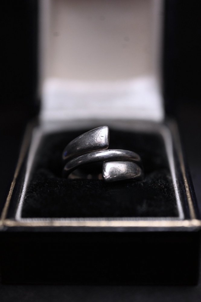 Vintage silver ring