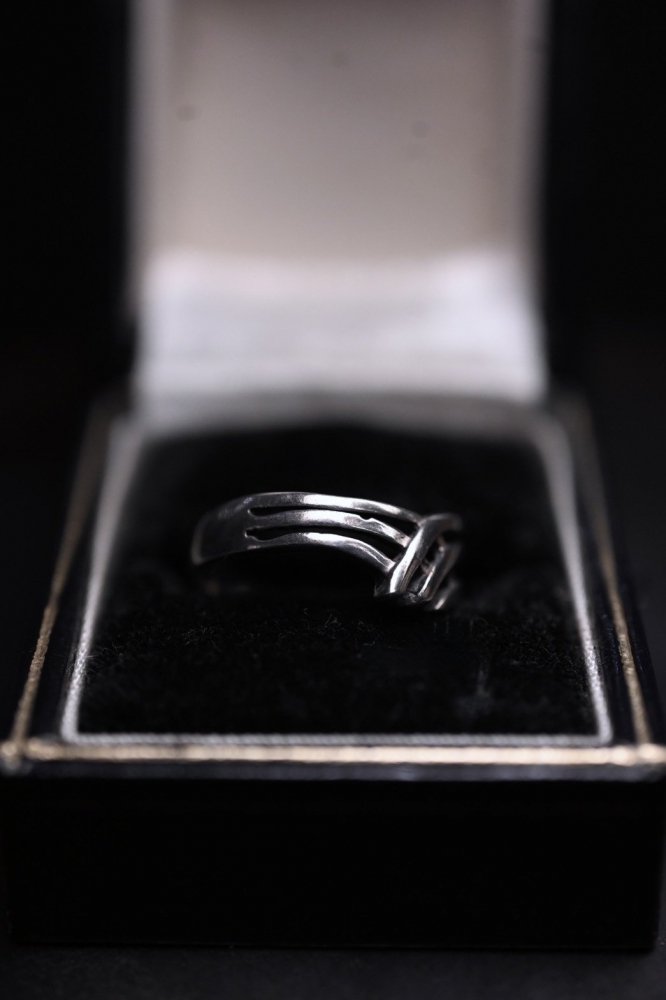 Vintage silver ring