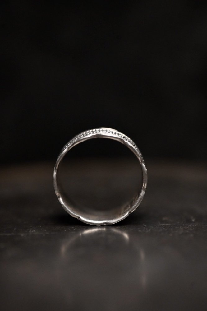 Vintage silver ring