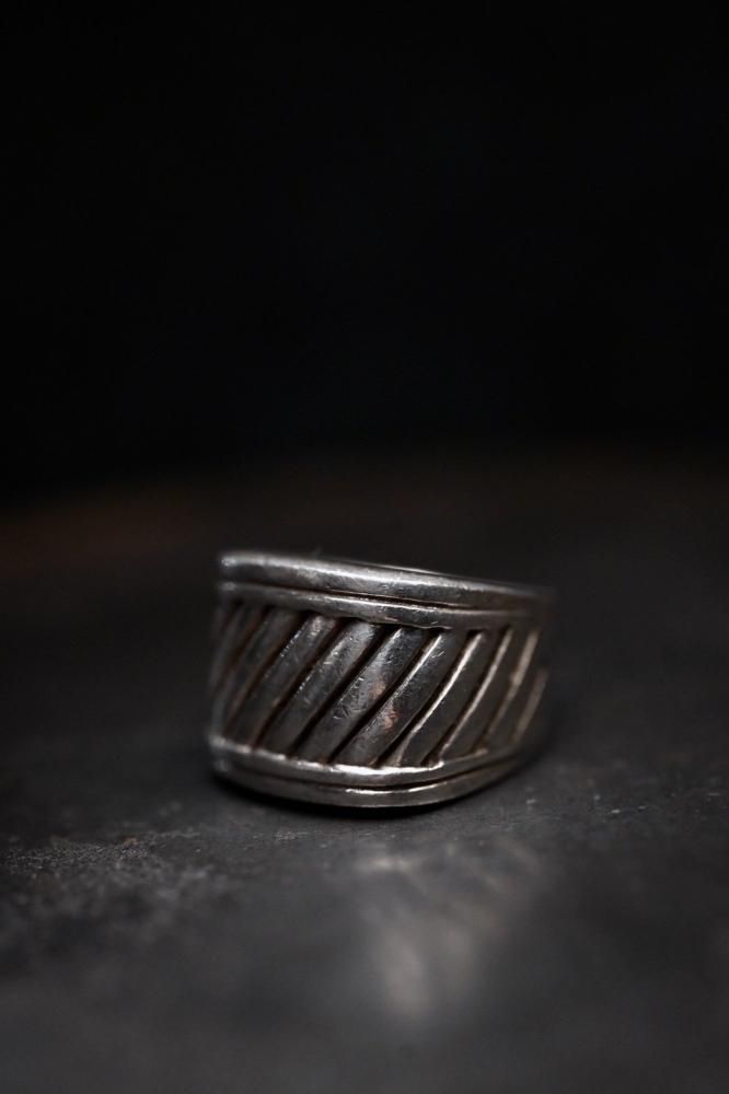 Vintage silver ring