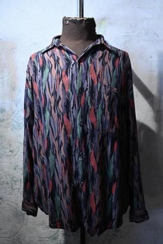 us 1990's "Goouch" rayon shirt