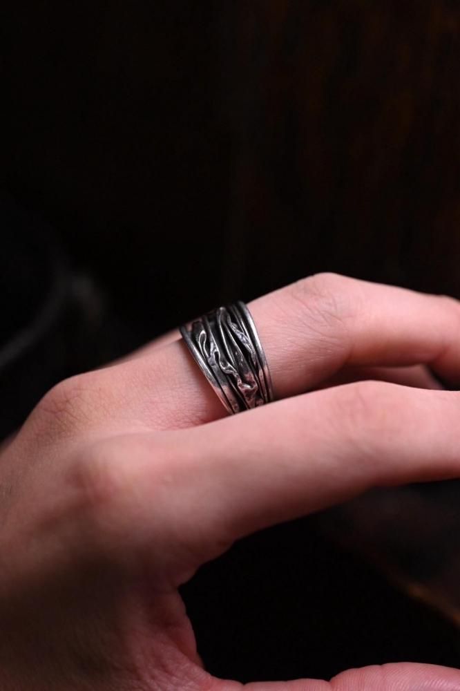 Vintage silver compression ring