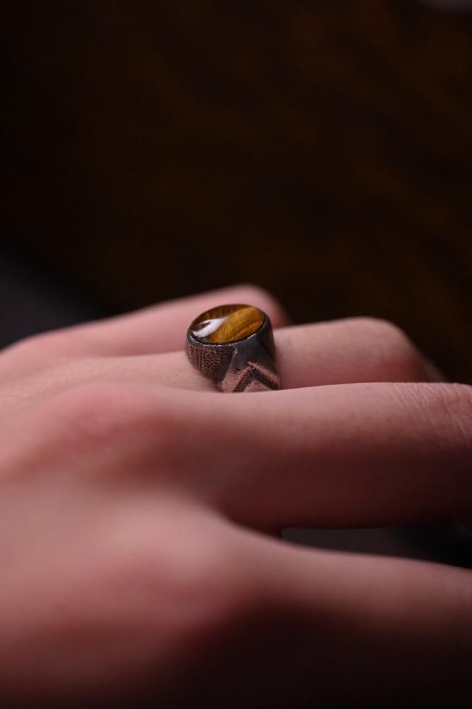 Vintage silver  tiger eye ring