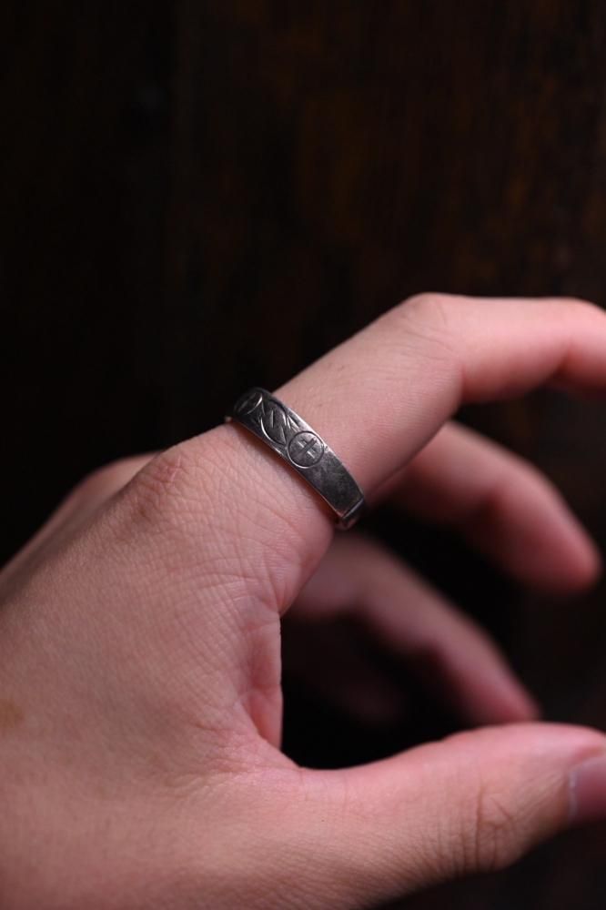 Vintage silver cross ring