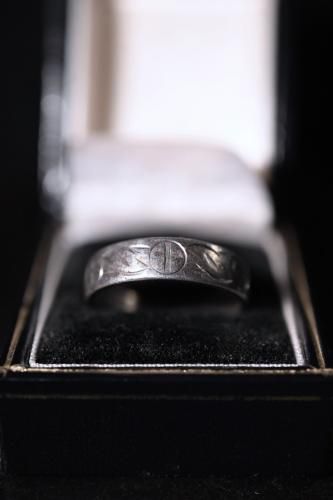 Vintage silver cross ring