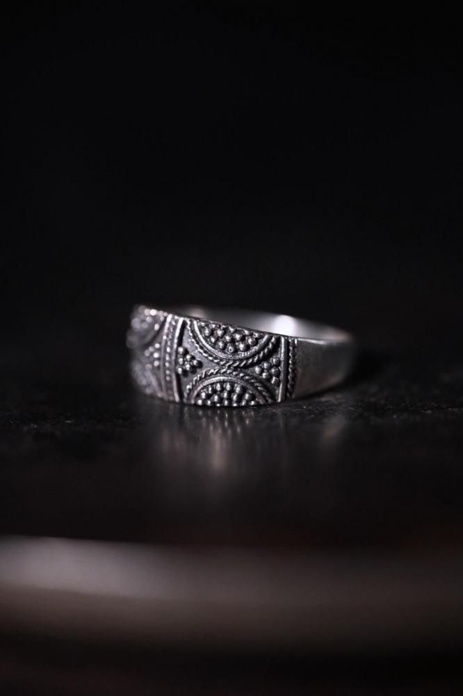 Vintage silver ring