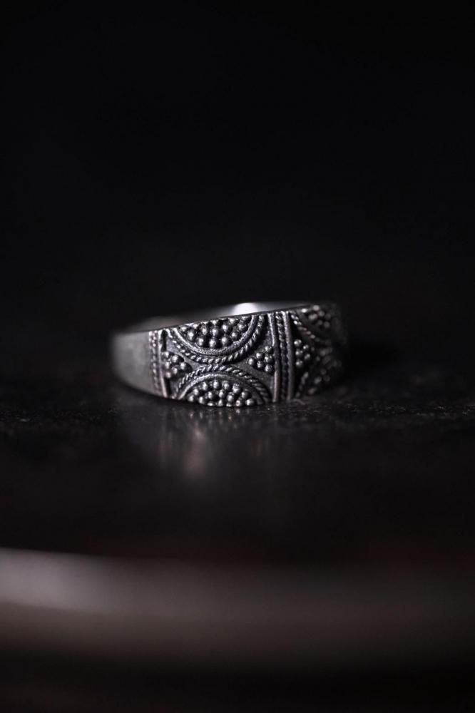 Vintage silver ring