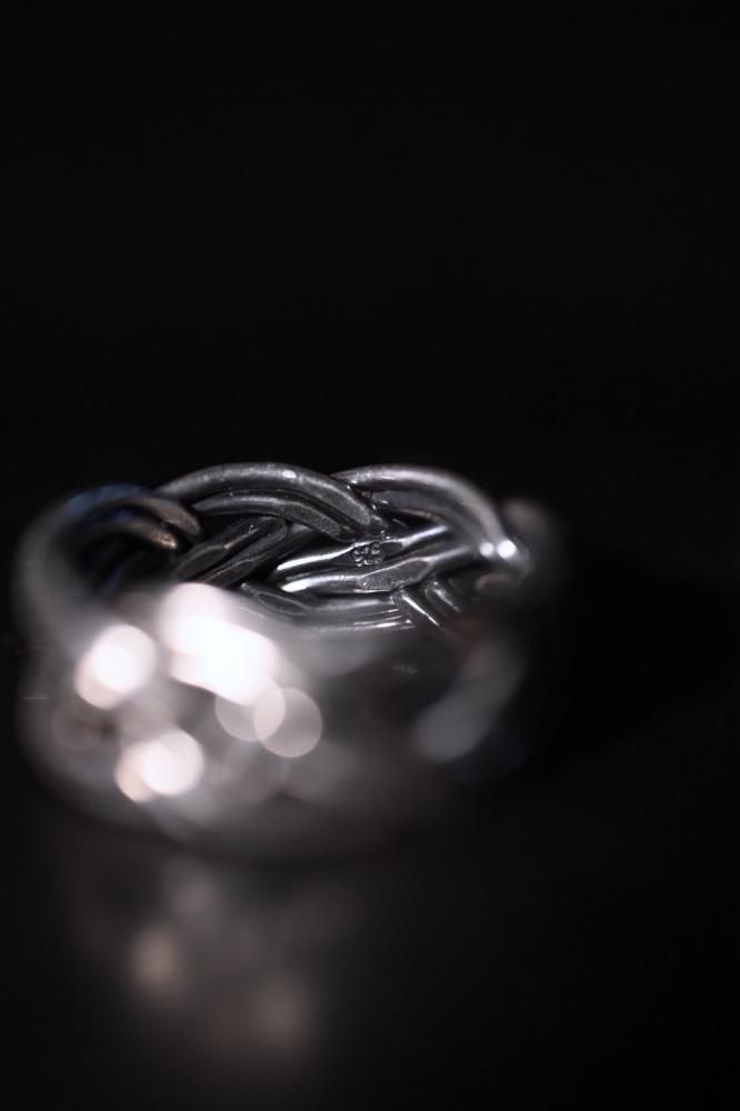 Vintage silver braid ring