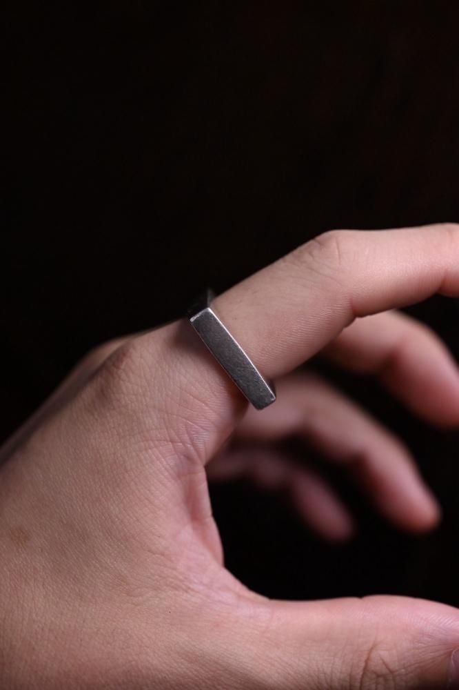 Vintage silver square ring