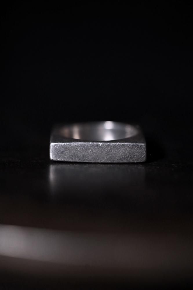 Vintage silver square ring