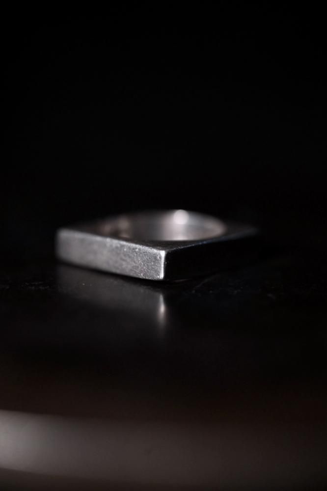 Vintage silver square ring