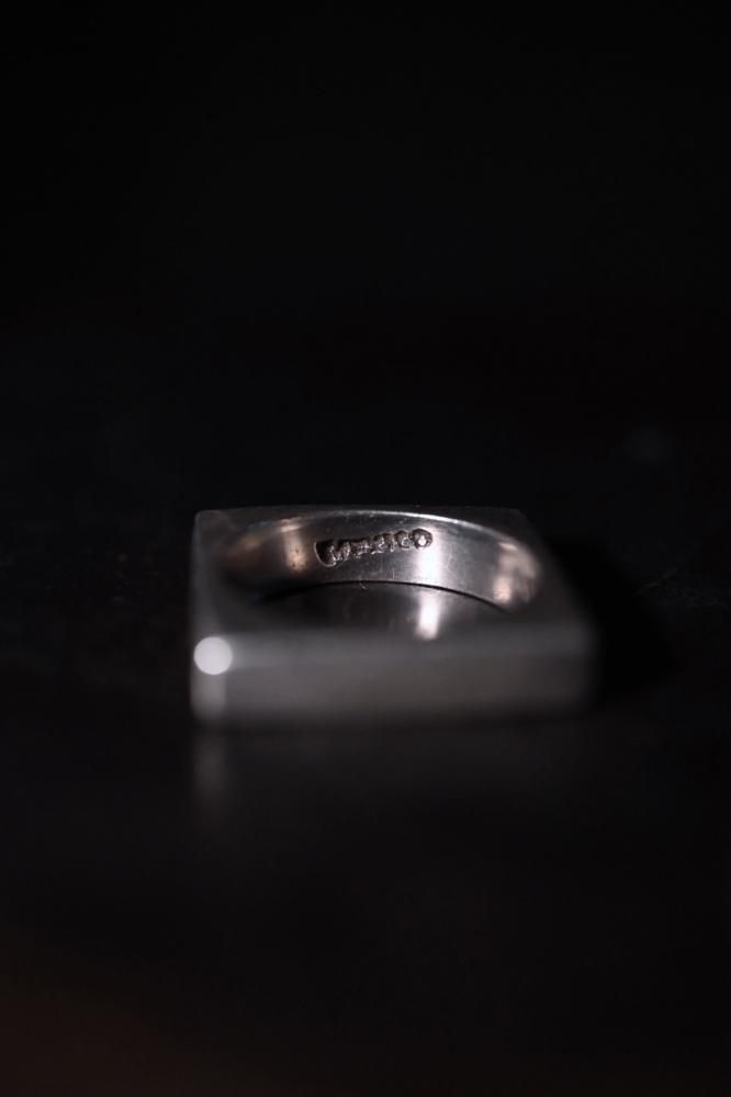 Vintage silver square ring