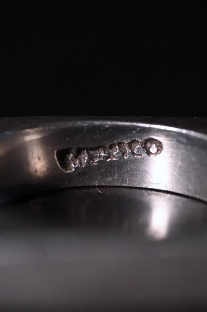 Vintage silver square ring