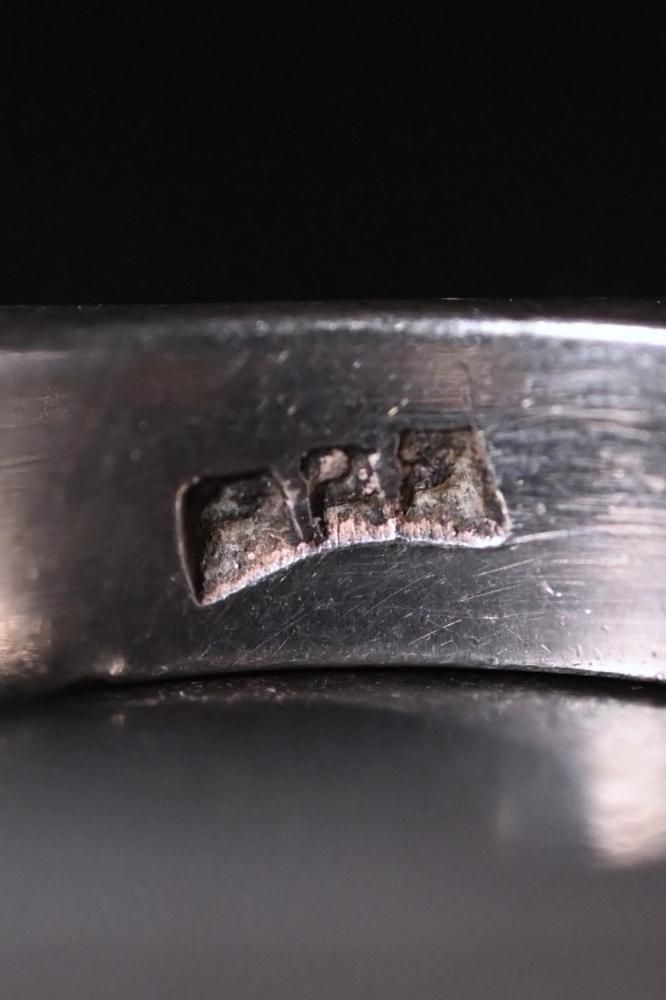 Vintage silver square ring