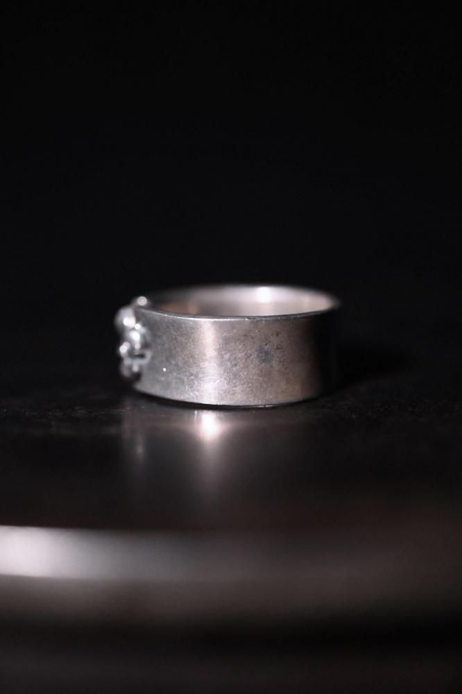 Vintage silver fleur de lis ring