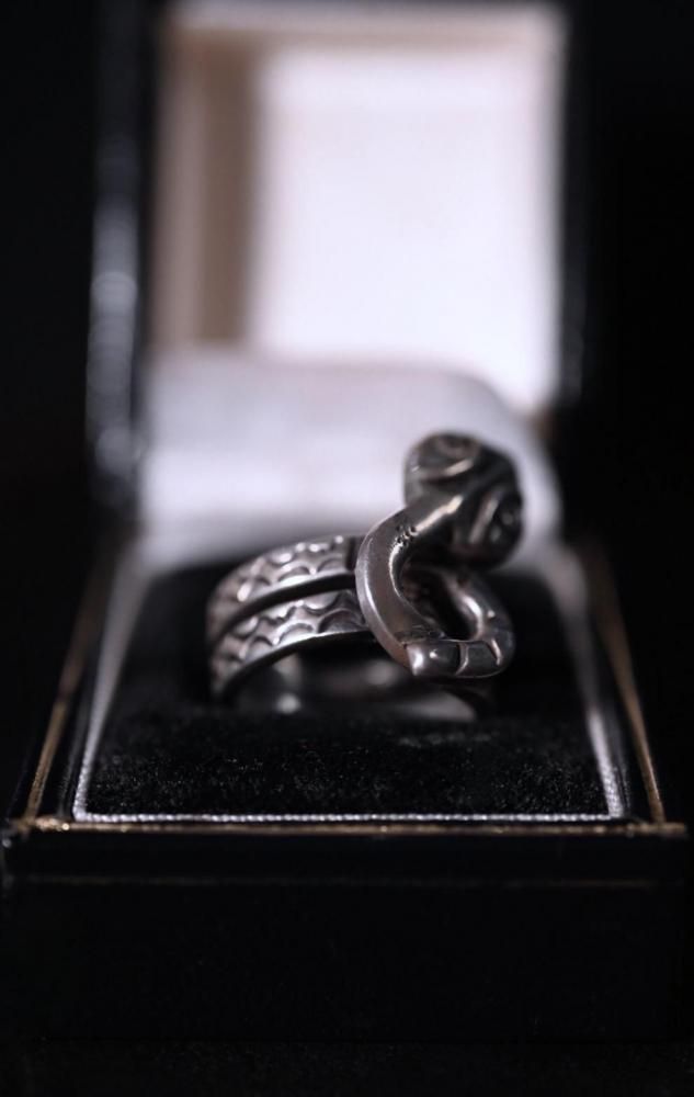 Vintage silver snake ring
