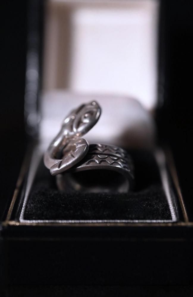 Vintage silver snake ring