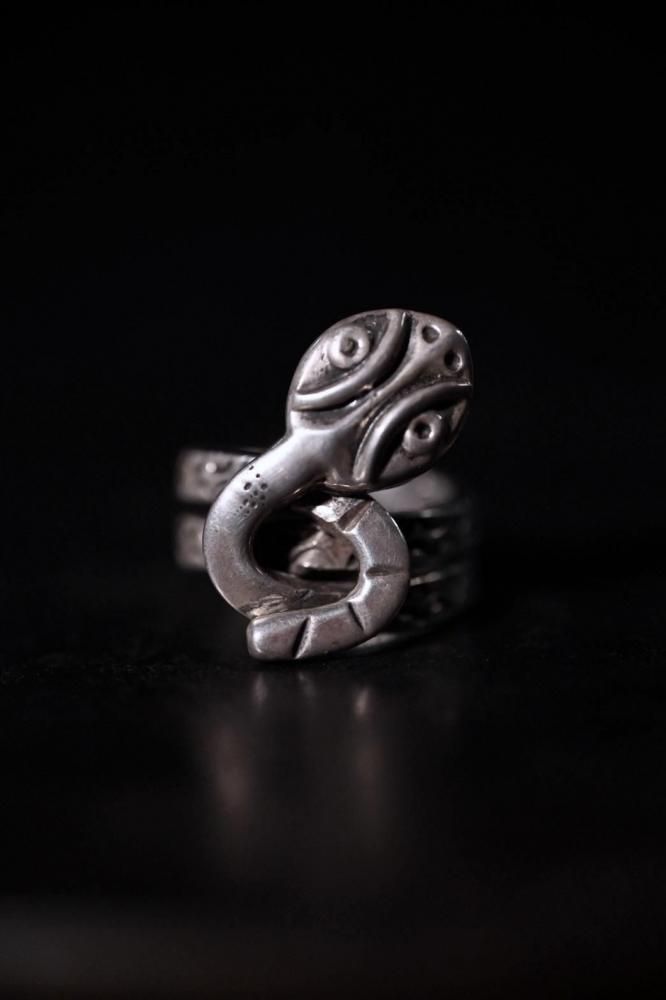 Vintage silver snake ring