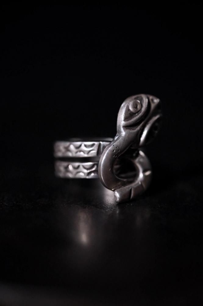 Vintage silver snake ring