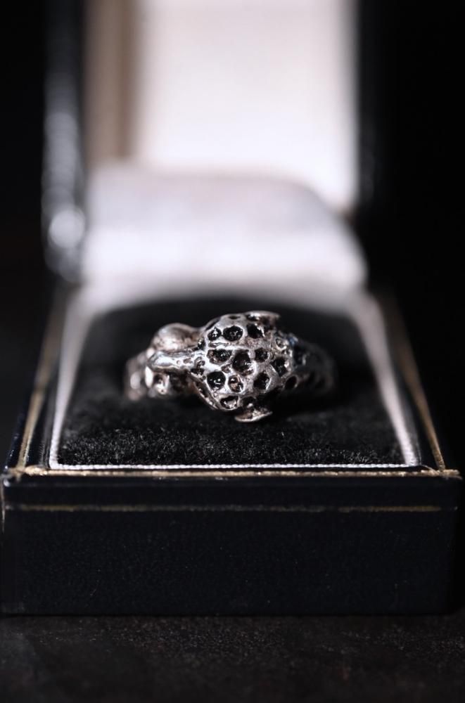 Vintage panther silver ring