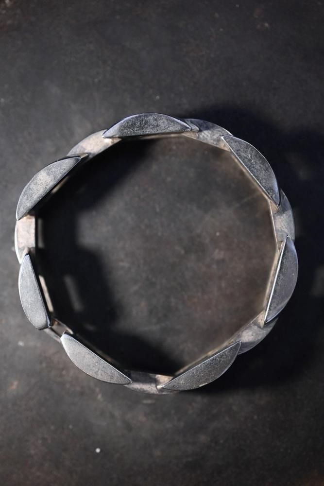 Vintage modern heavy silver bracelet