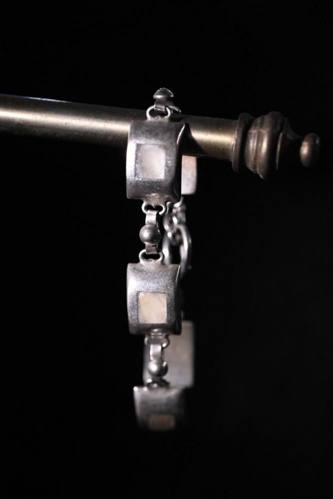 Vintage silver  shell bracelet