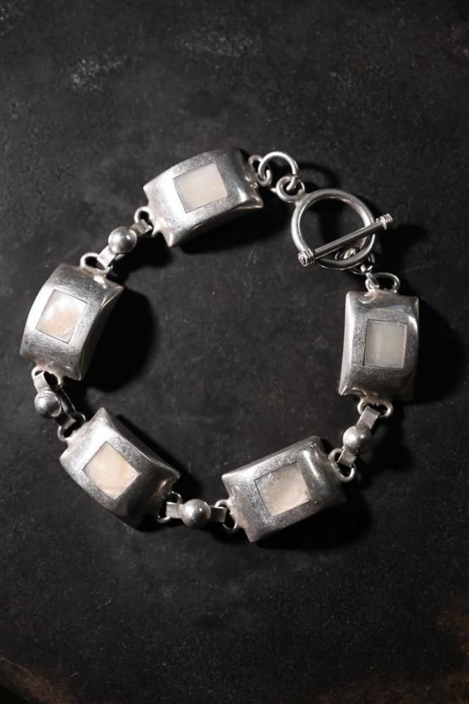 Vintage silver  shell bracelet