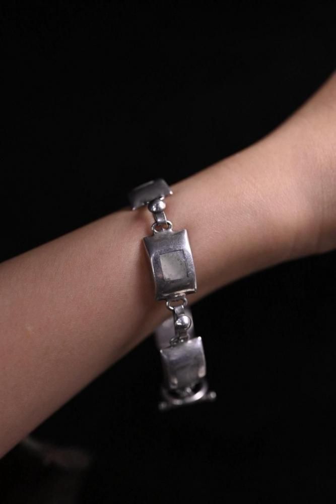 Vintage silver  shell bracelet
