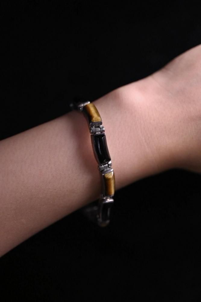 Vintage silver  tiger eye  onyx bracelet