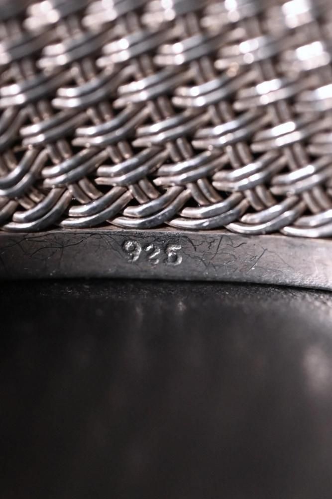 Vintage modern design silver bangle