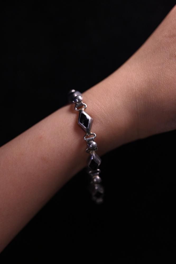 Vintage silver  onyx bracelet