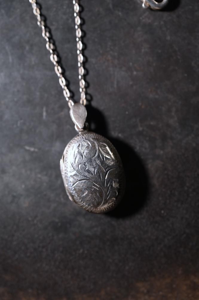 Vintage silver locket necklace
